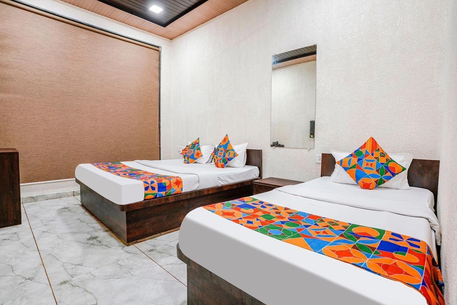 The Jalsa Resort 罗纳瓦拉 外观 照片